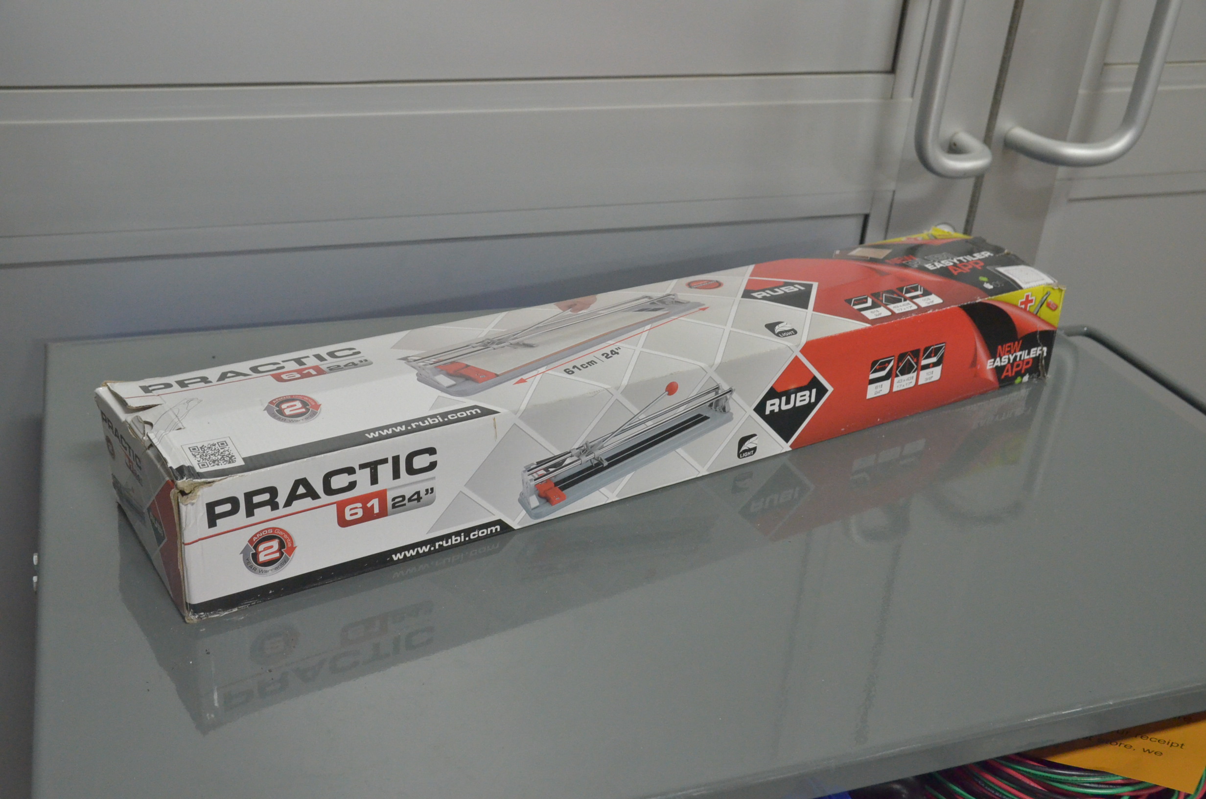 lot 41 image: salvage 28 in. Speed-N Tile Cutter for parts only