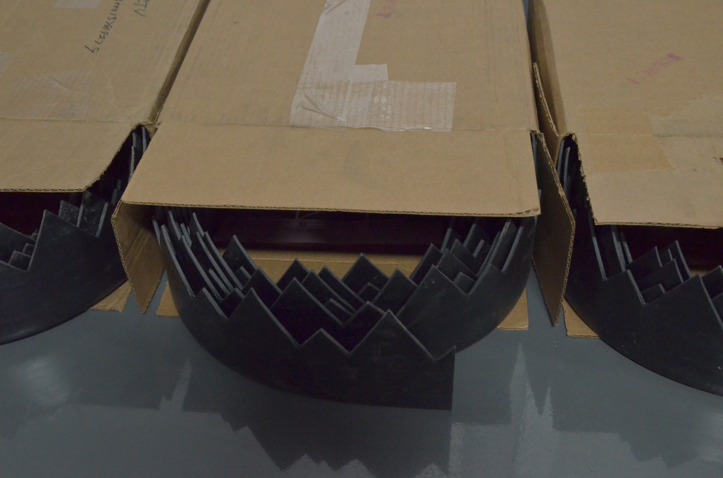 lot 47 image: Lot of 3 - LandShark Pound-In 20 ft. Scallop Top Landscape Edging Kit Model# 3510-20C
