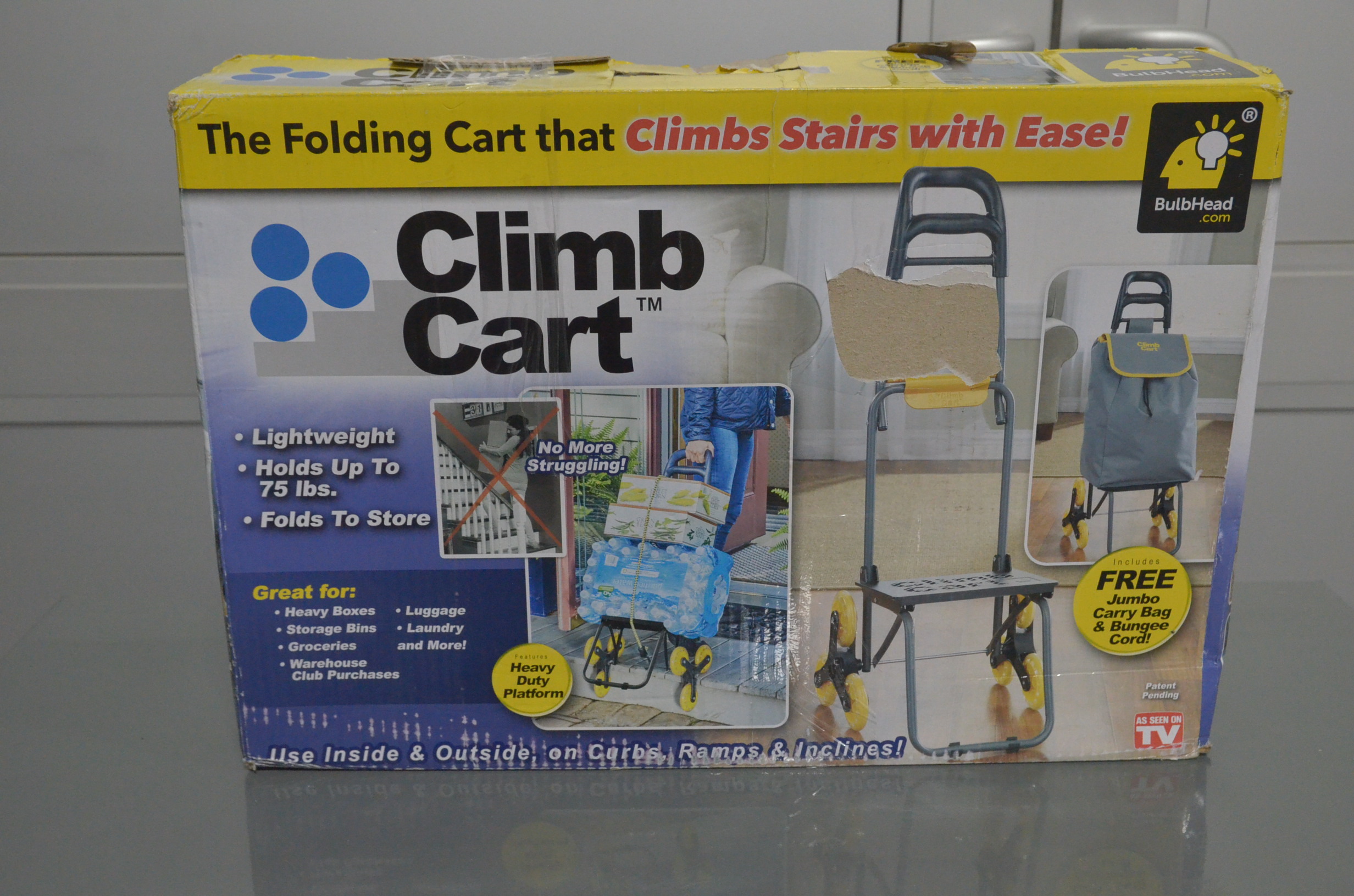 lot 49 image: Climbing 100 lb. Capacity Folding Hand Cart