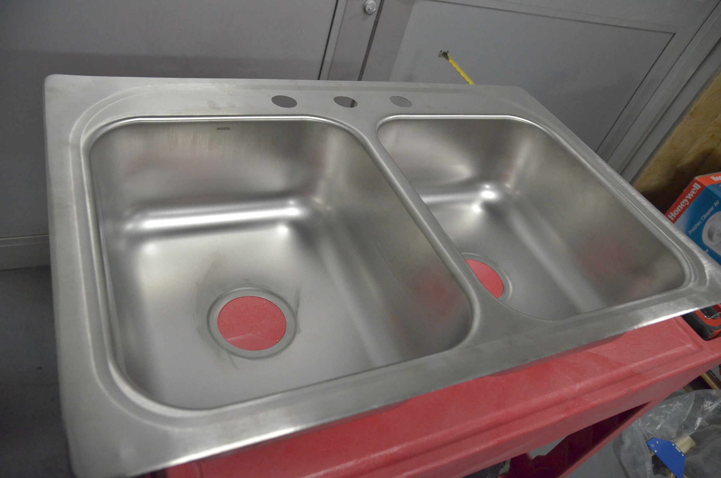 lot 86 image: Stainless Double Sink