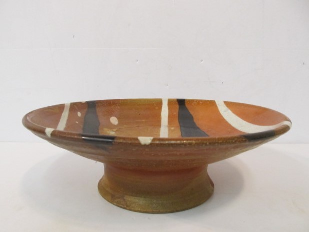 lot 149 image: Large Signed Vintage Hand Thrown Art Pottery Footed Centerpiece Bowl