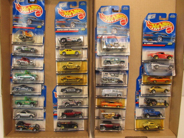 lot 43 image: Large Lot of NIB HOT WHEELS Cars #1