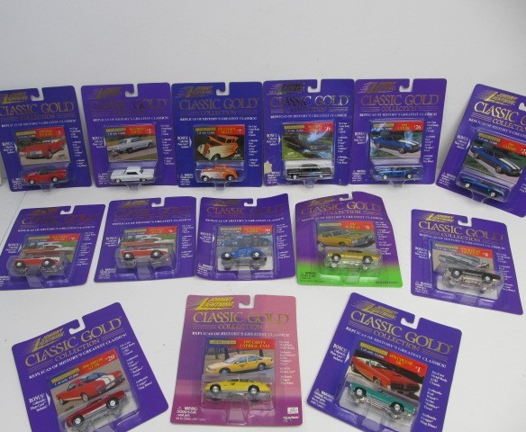 lot 80 image: Large Lot of NIB JOHNNY LIGHTNING Classic Gold Diecast Cars