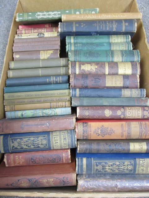 lot 114 image: NICE Lot of Antique Hardcover Books