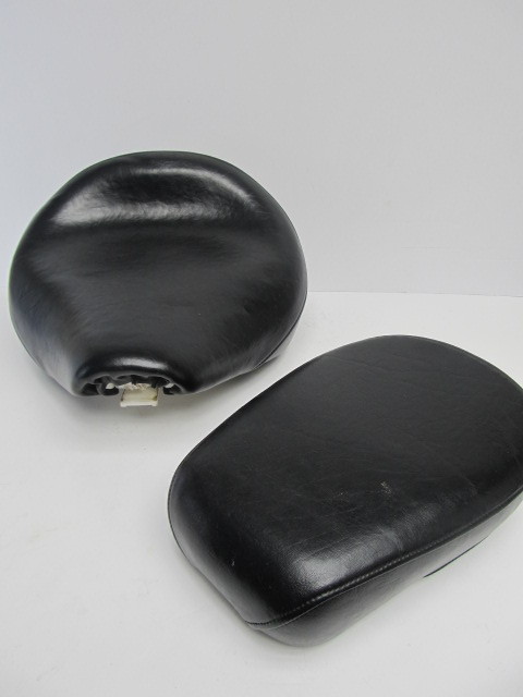 lot 116 image: Front & Back Motorcycle Seats