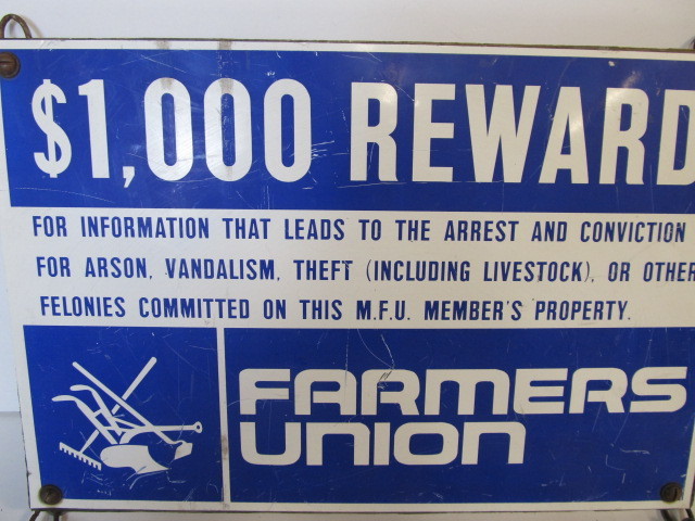lot 214 image: Vintage FARMERS UNION Tin Reward Sign