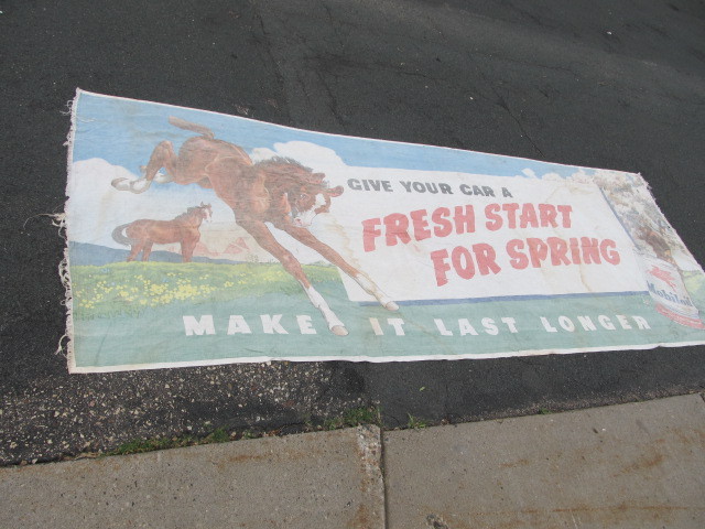 lot 220 image: HUGE Original Vintage MOBILOIL Gas Station Motor Oil Advertising Banner
