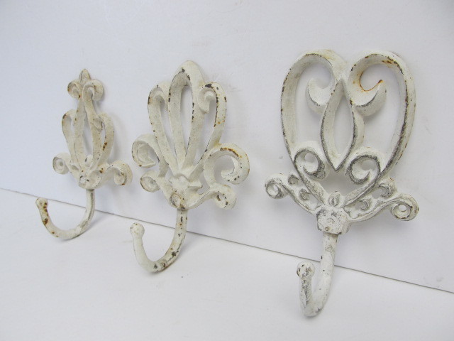 lot 256 image: 3 Old Vintage Iron CoatHat Rack Hooks