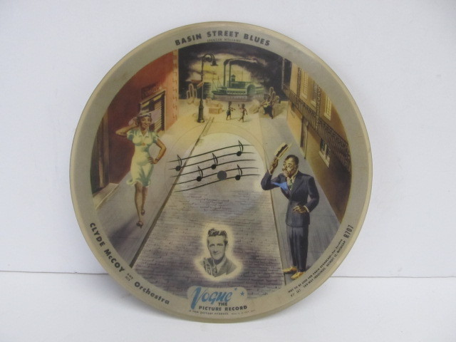 lot 258 image: Vintage Vogue Picture Record