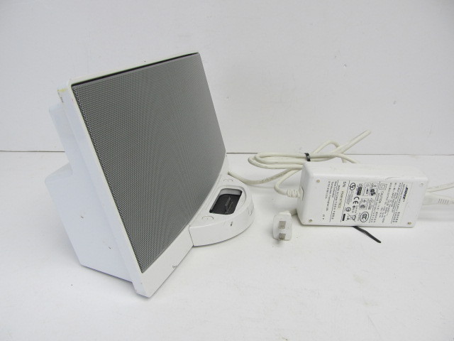 lot 275 image: Working BOSE Sound Dock