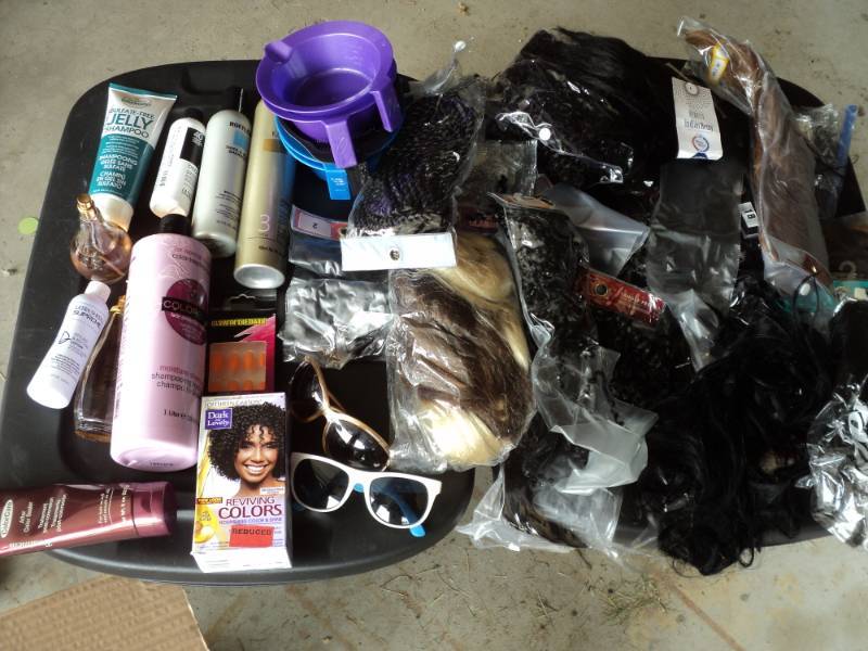lot 8 image: Hair Extensions - some new and hair...