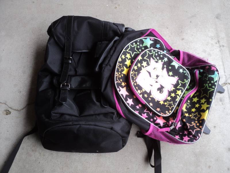lot 21 image: 2 Bags...