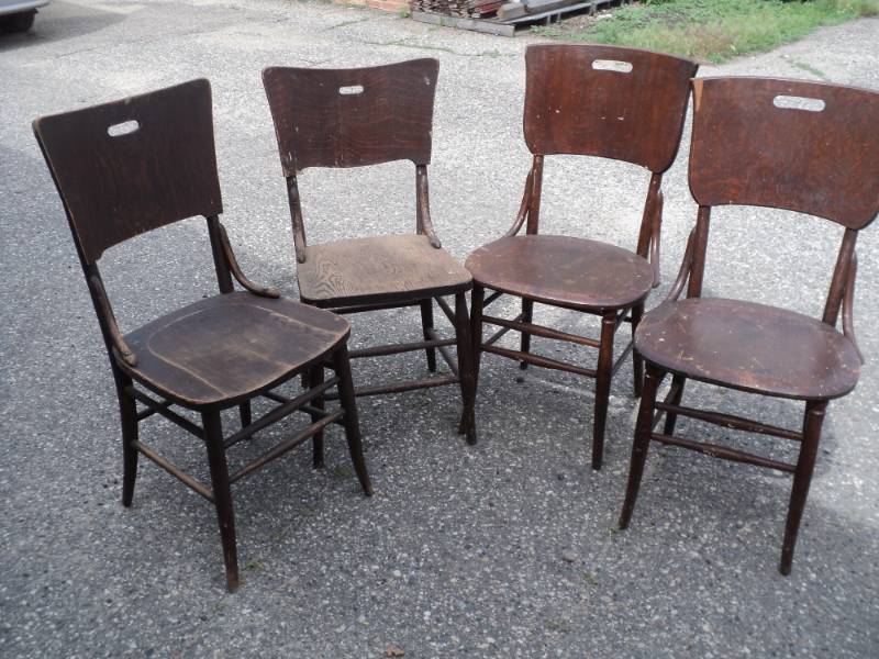 lot 27 image: Set of 4 Wood Chairs...