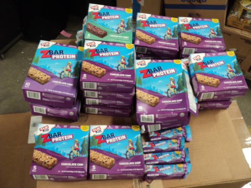 lot 46 image: Large Lot of Cliff Kid Z Bar Protei...