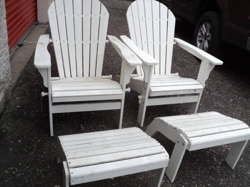 lot 92 image: 4 Piece Outdoor Chair Set...