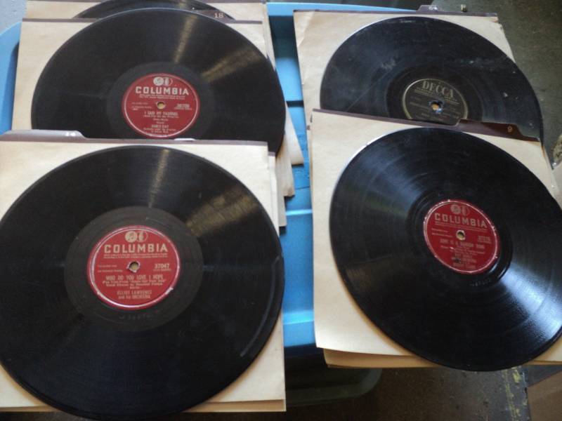 lot 102 image: Columbia Records- Doris Day, Decca,...