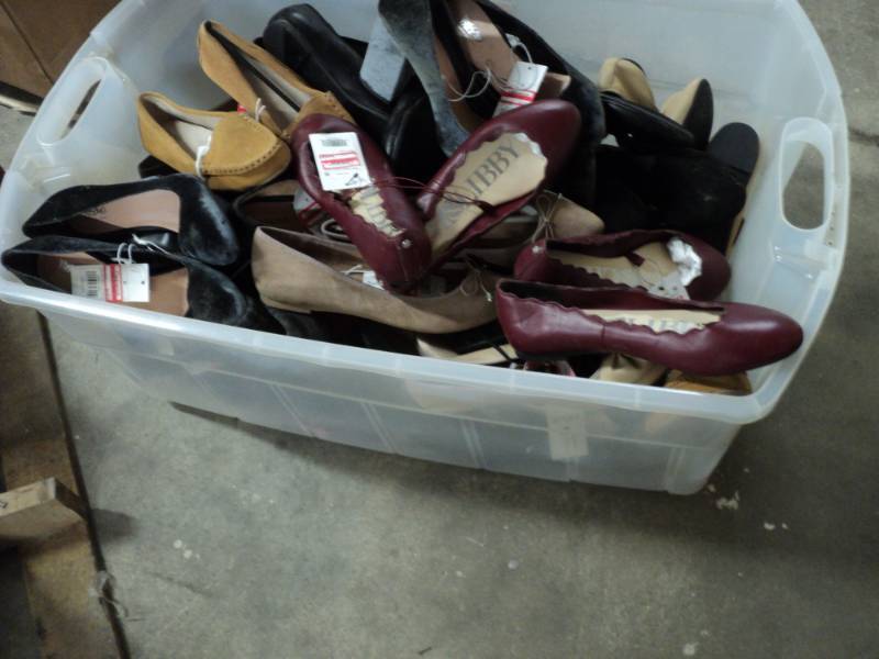 lot 118 image: Large lot of Womens New Shoes var...