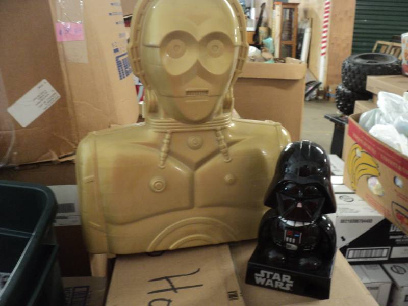 lot 135 image: Star Wars...