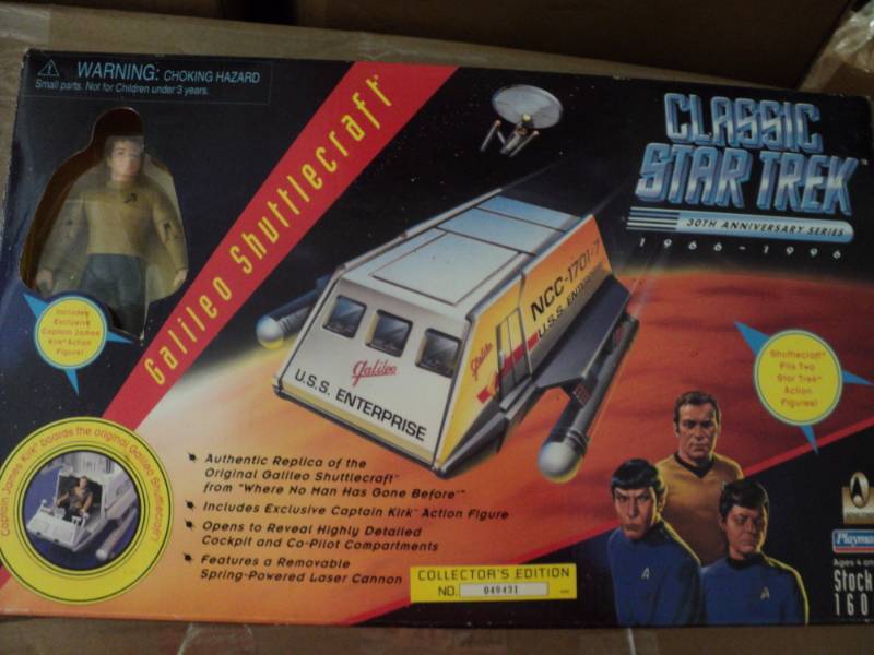 lot 154 image: Classic Star Trek...