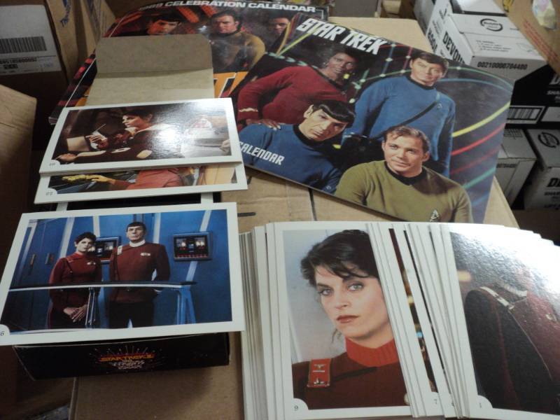 lot 163 image: Star Trek Calendar and 5 x 7 comple...