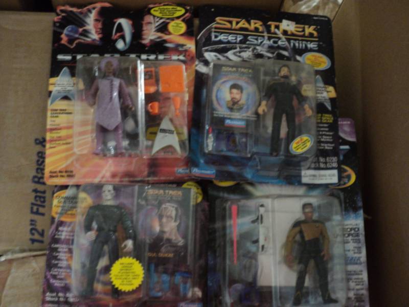 lot 175 image: Star Trek Collectibles...