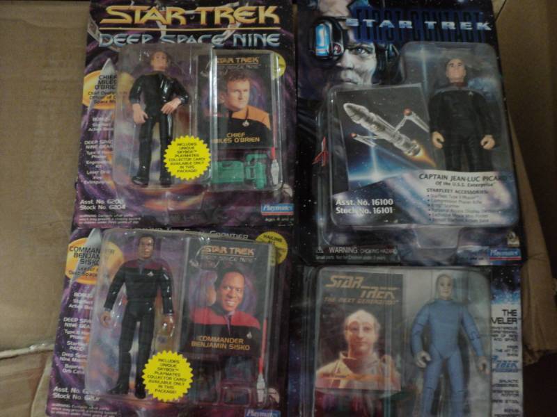 lot 179 image: Star Trek Collectibles...