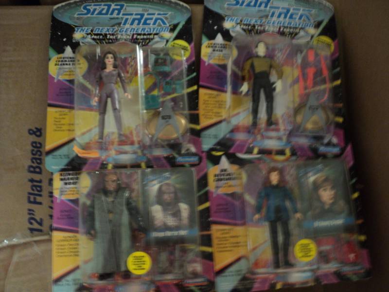 lot 182 image: Star Trek Collectibles...