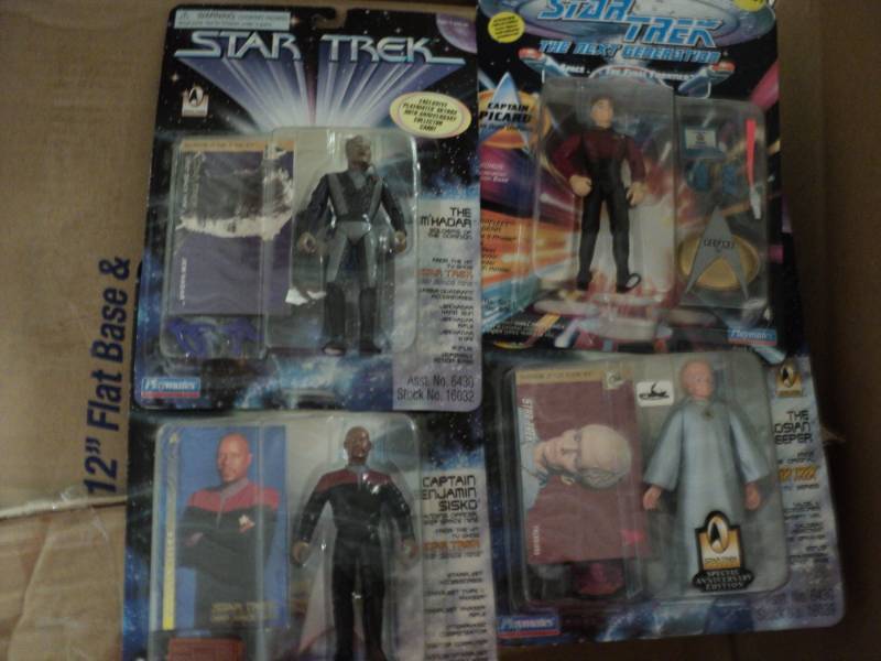 lot 197 image: Star Trek Collectibles...