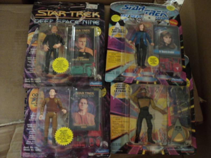 lot 199 image: Star Trek Collectibles...