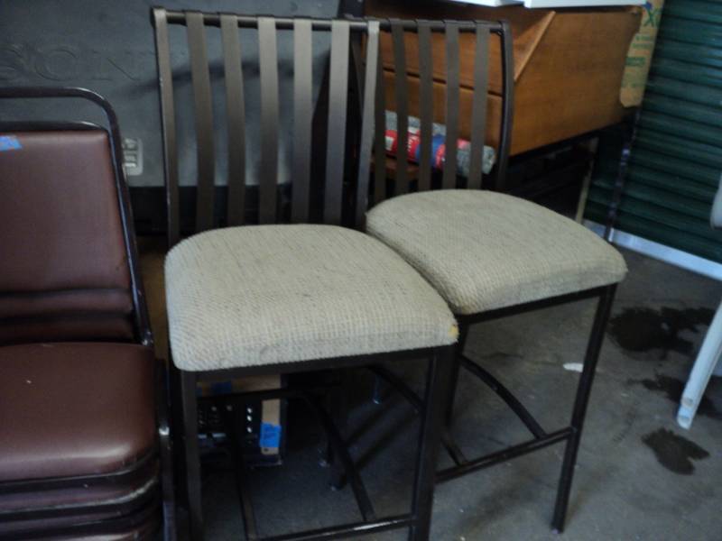 lot 226 image: 2 Metal Bar Stools- 28 from Floor-...