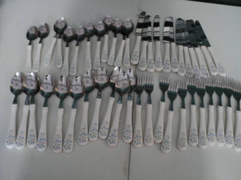 lot 230 image: Set of Silverware all pictured...