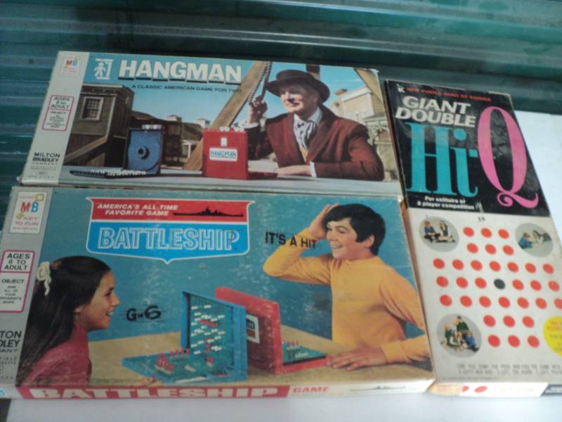 lot 231 image: 3 Vintage Games...