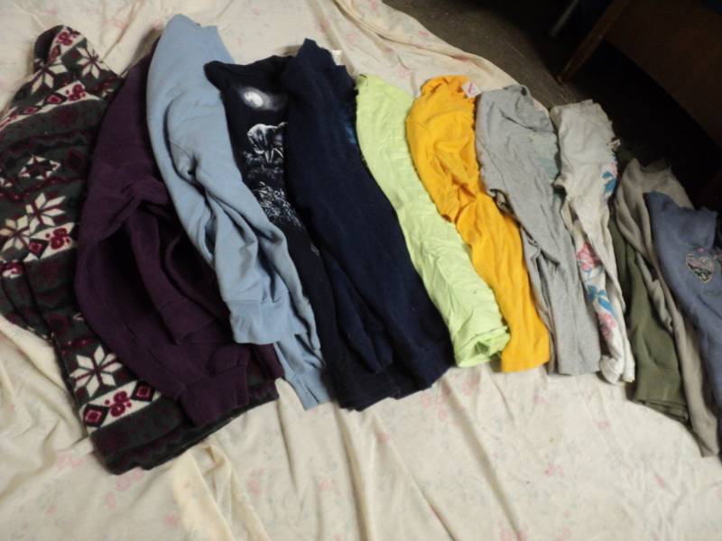 lot 239 image: 12 - XL Womens Sweatshirts, Jacket...