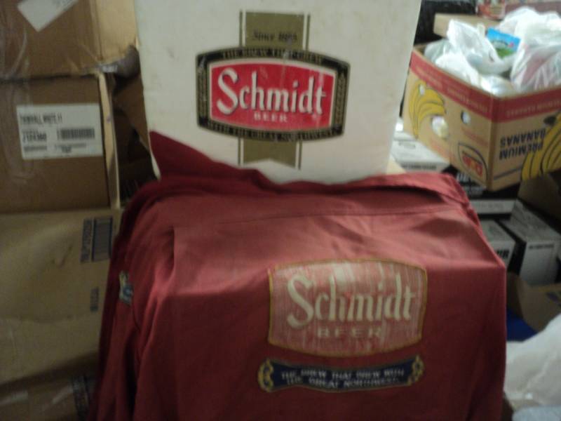 lot 265 image: Schmidt Cooler and Jacket...