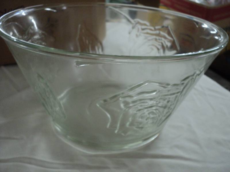 lot 283 image: New Home Interiors Rose Bowl...