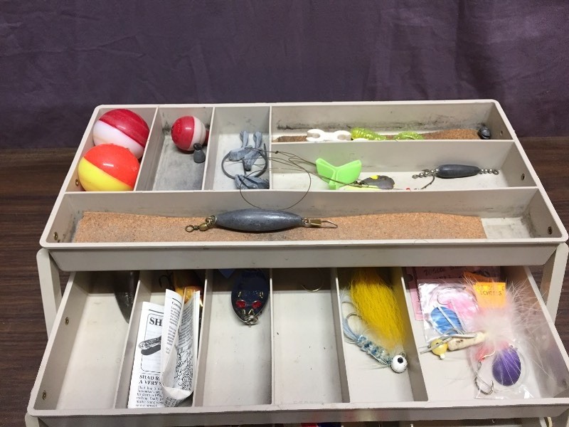 lot 4 image: Tackle Box & Contents