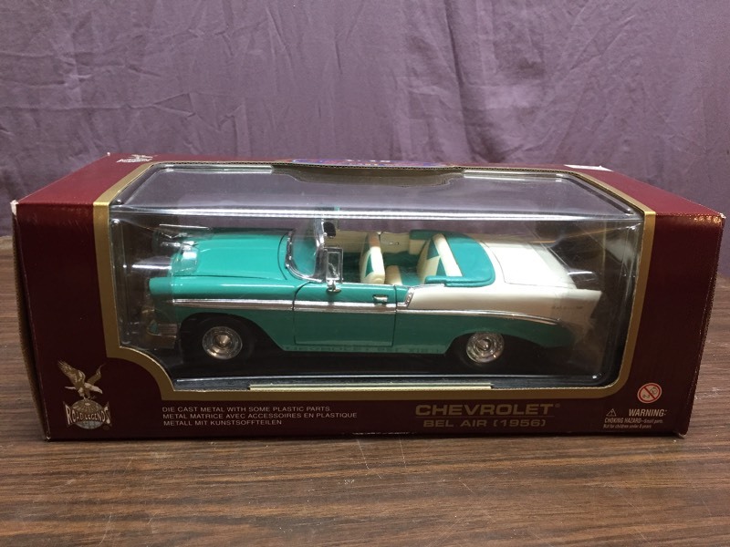 lot 17 image: 1956 Chevrolet Bel Air Die-Cast Car