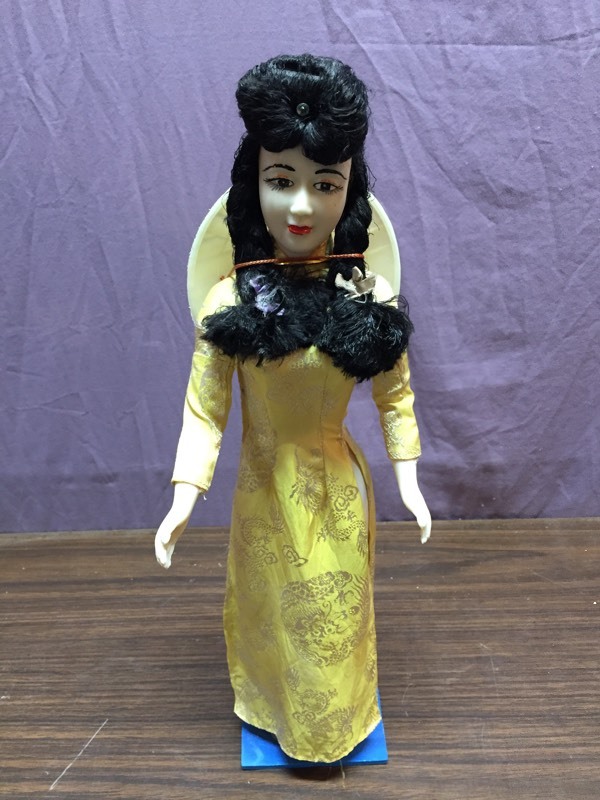 lot 22 image: 1966 Vietnamese Doll