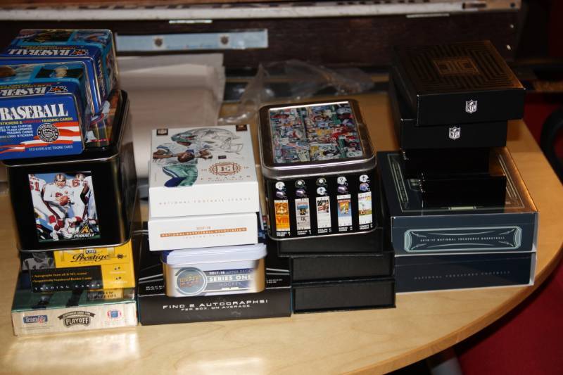 lot 46 image: Lot of Sports Card Empty Boxes