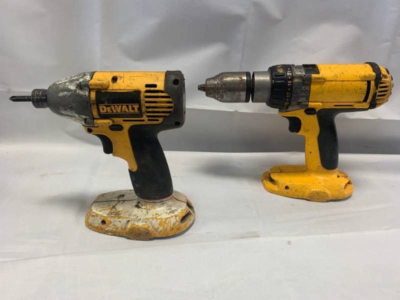 lot 10 image: DeWalt 18 Volt Cordless Drill & Impact Driver