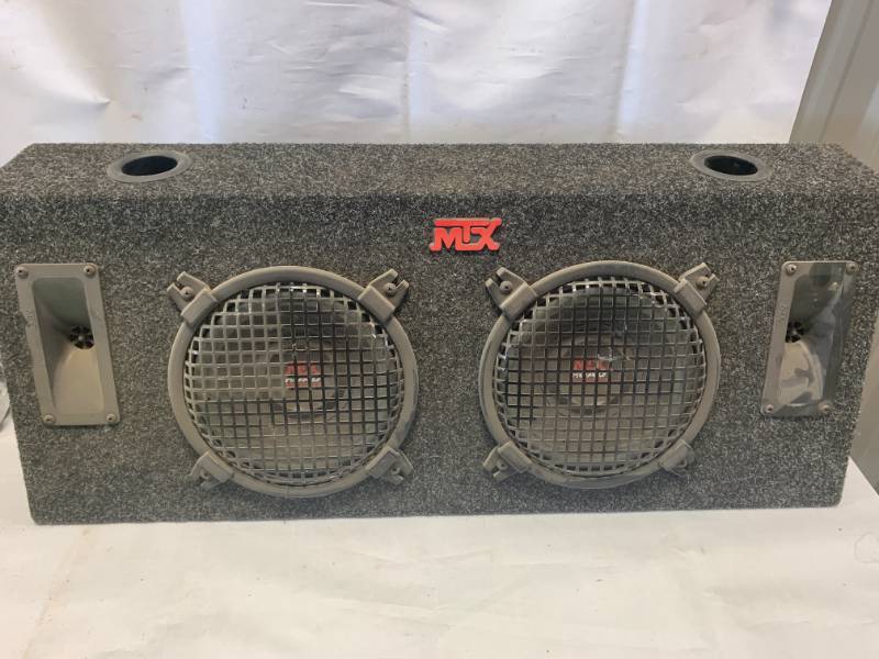 lot 49 image: MTX Road Thunder Subwoofer 30 Wide
