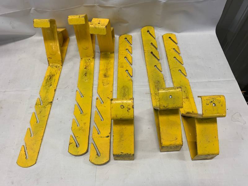 lot 50 image: Lot of 6 Made in USA Roof Scaffolding Brackets