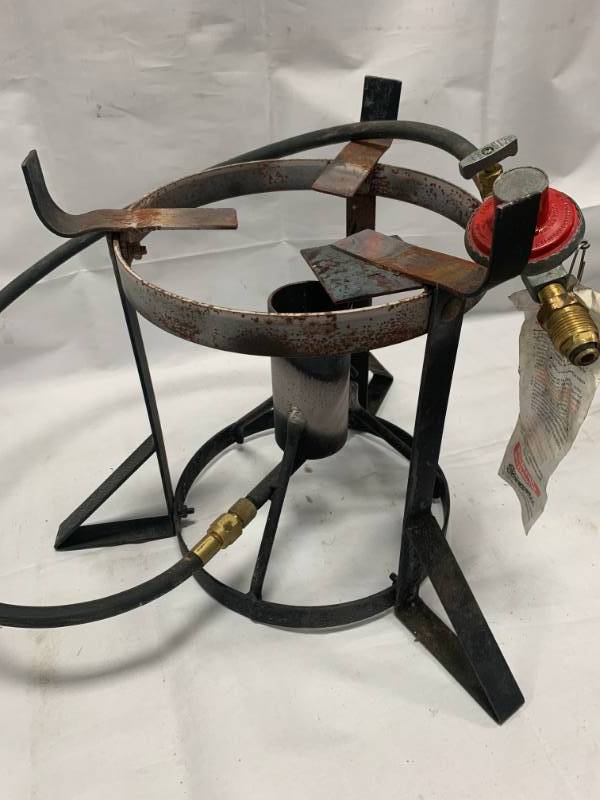 lot 57 image: Outdoor Cooking Propane Heater