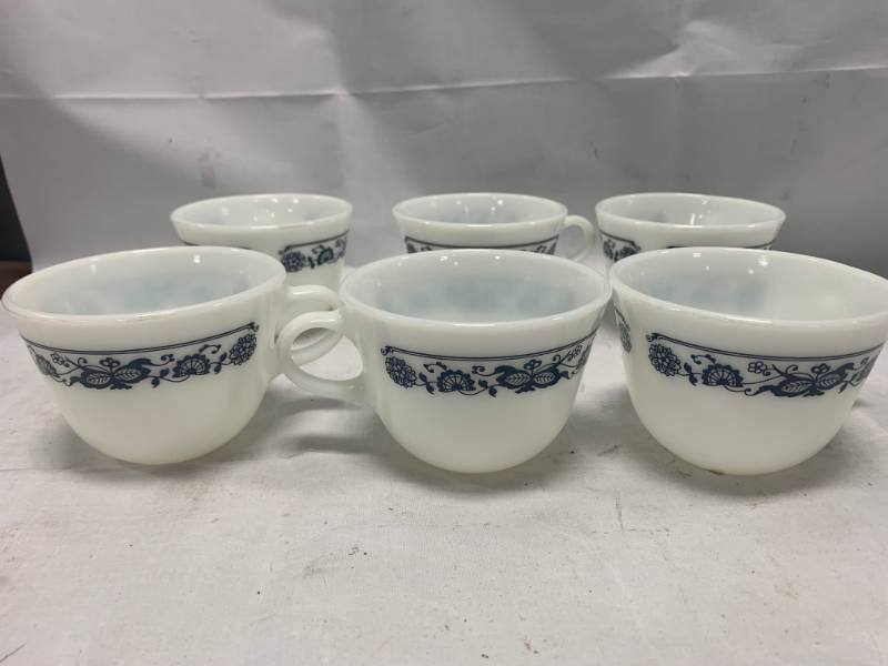 lot 65 image: Old Town Blue Lot of 6 Cups