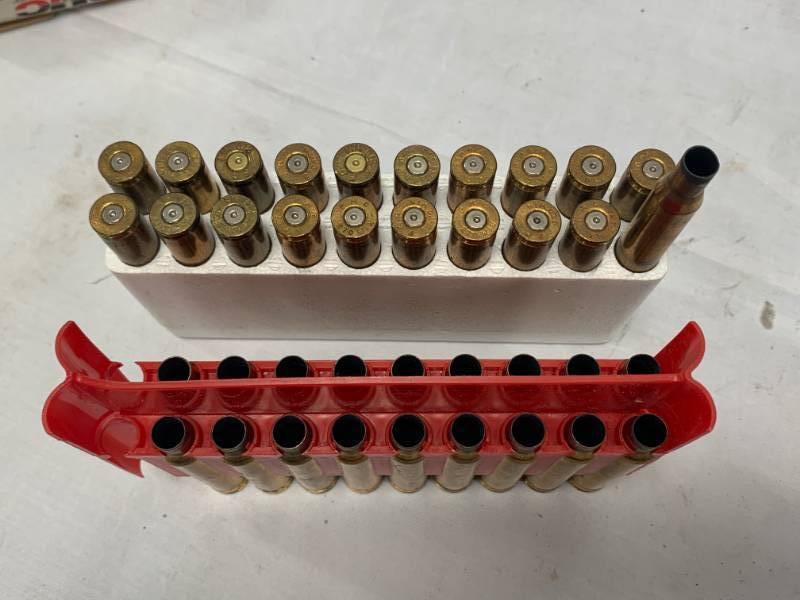 lot 68 image: 12ea .270 & 12ea .308 Cartridges