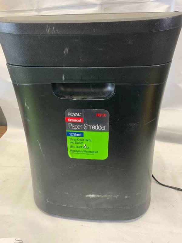 lot 85 image: Royal 12 Sheet Paper Shredder