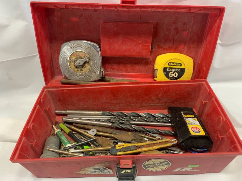 lot 95 image: Toolbox with Tools & Vintage 50 Evans Tape