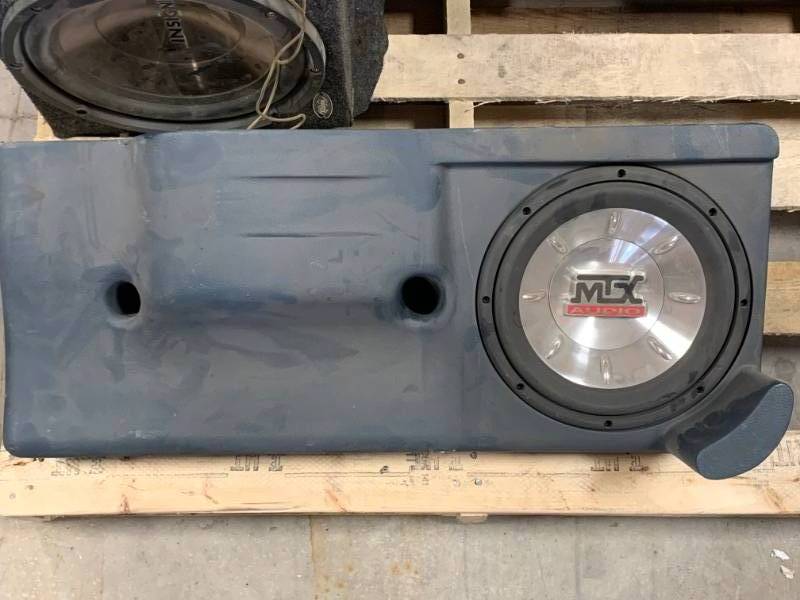 lot 100 image: MTX Audio Subwoofer