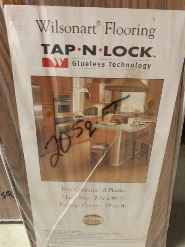 lot 29 image: Wilsmart Flooring (quality) 40 Sq Ft. Mission Oak Flooring