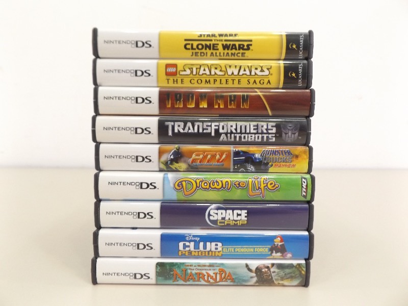 lot 11 image: Lot of 9 MINT Nintendo DS Games